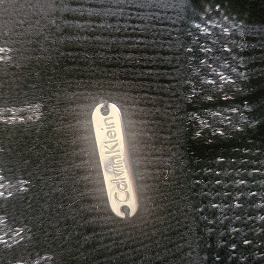 Calvin Klein Black & Silver Metallic Lightweight Knit Acrylic Blend Tam Beret OS - Picture 4 of 7